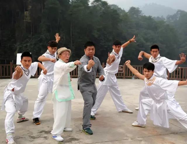 1476340012127908.jpg 04.jpg