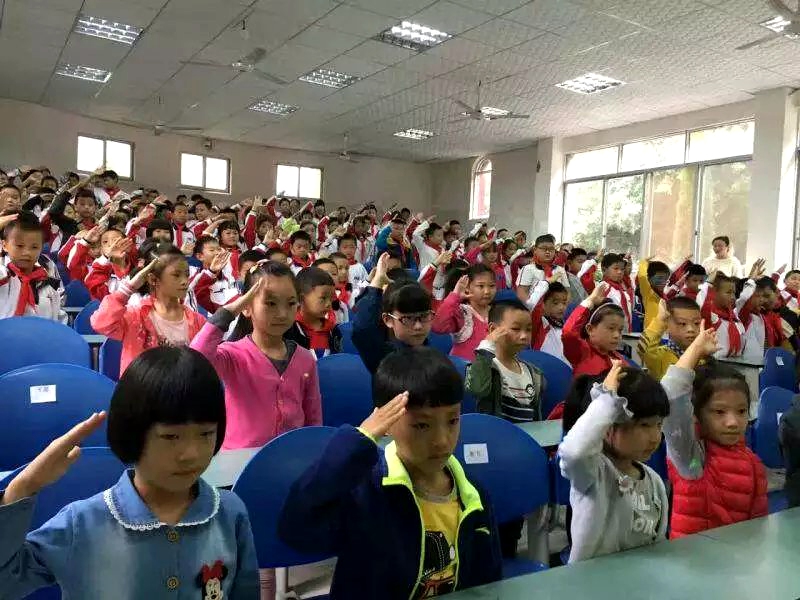 1476341179940693.jpg 03.jpg