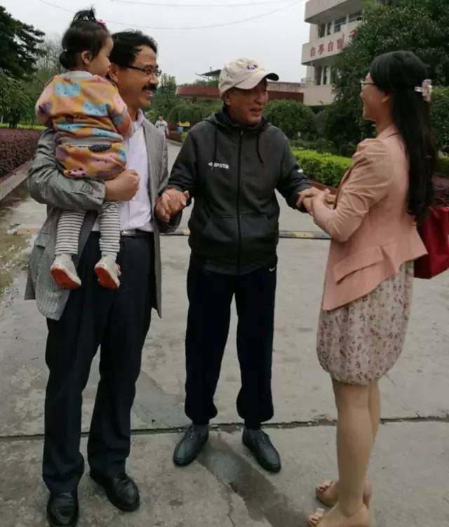 1480985385106432.jpg 05.jpg