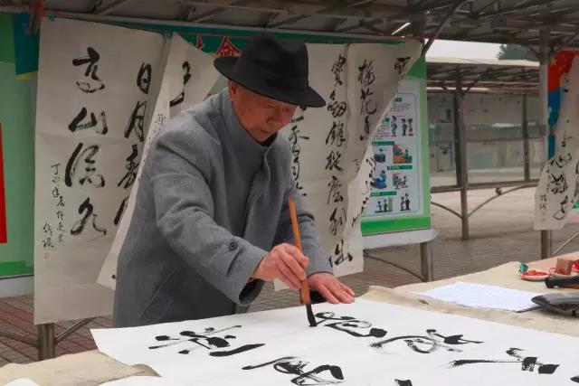 1487038379111897.jpg 06.jpg