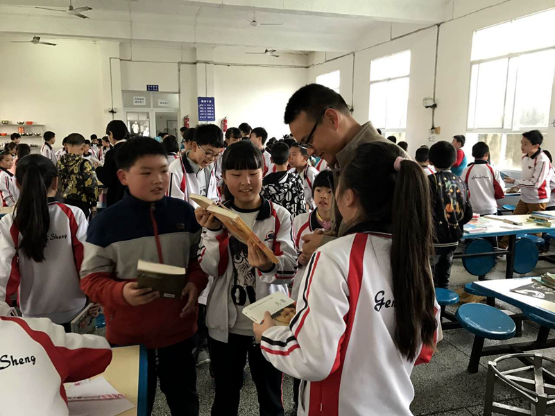 1492048749615667.jpg 01.jpg