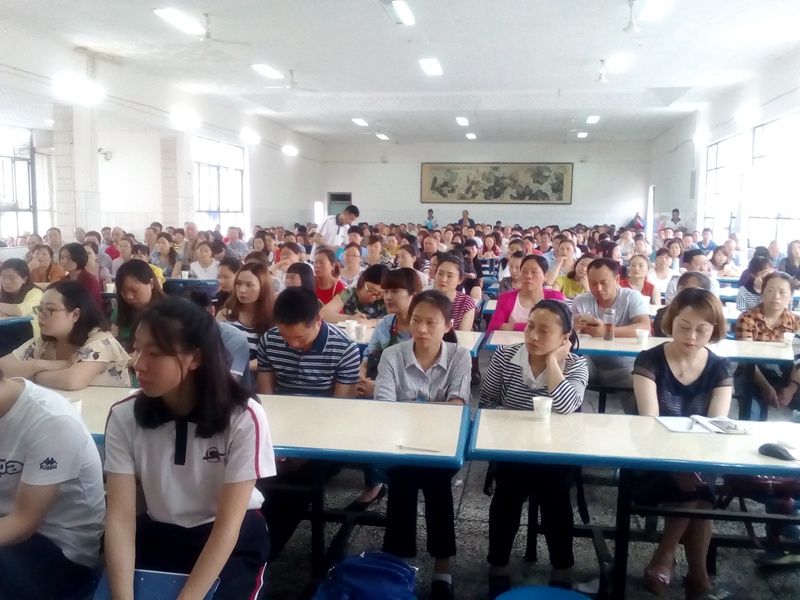 1495762868597662.jpg 01.jpg