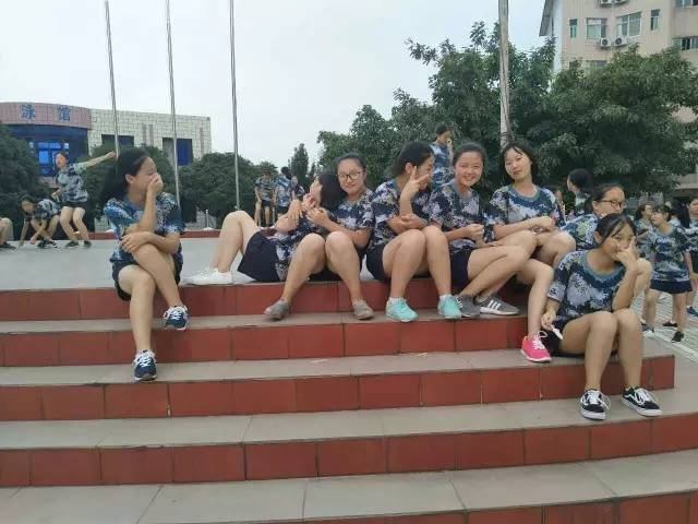 1504254641544835.jpg 05.jpg