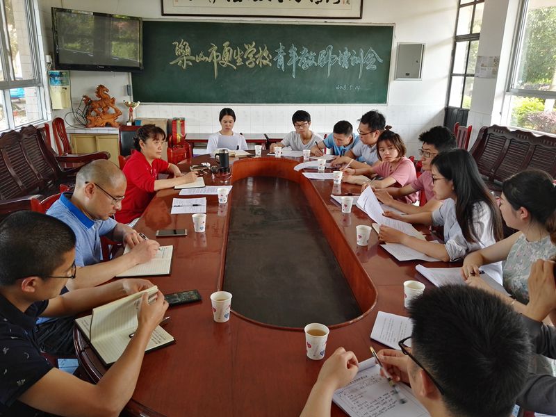 1526369282577436.jpg 605621070.jpg