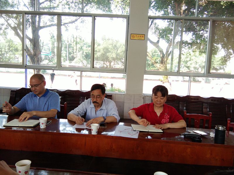 1526369301536725.jpg 292225300.jpg