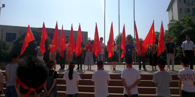 1528269189509027.jpg 2018高考壯行 (10).jpg