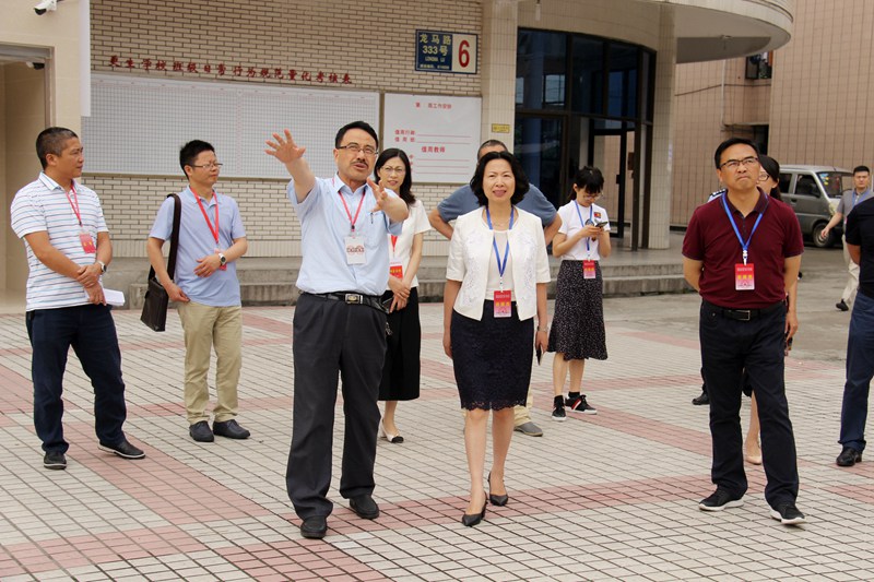 1528788947131129.jpg 郭捷副市長一行在更生考點巡考 (9).JPG