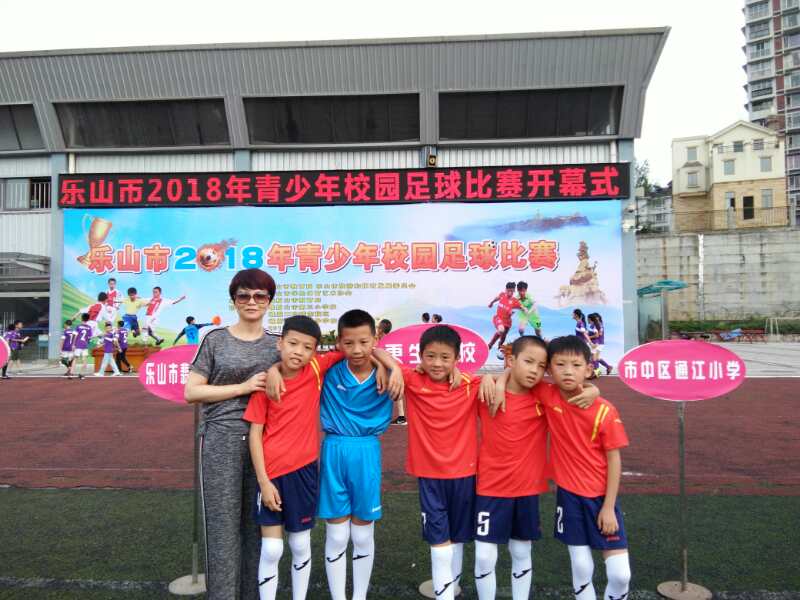 1530513534128221.jpg 1936719412.jpg