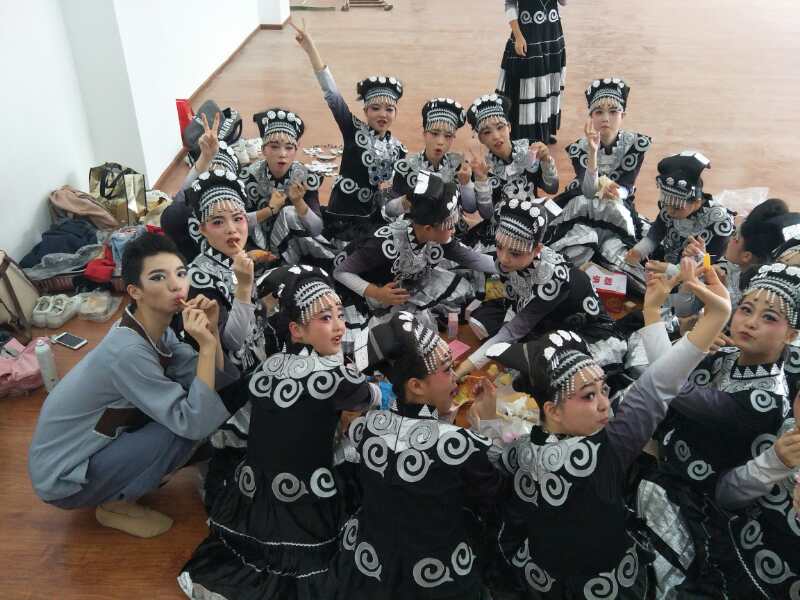 1537233185140501.jpg 2053179059.jpg